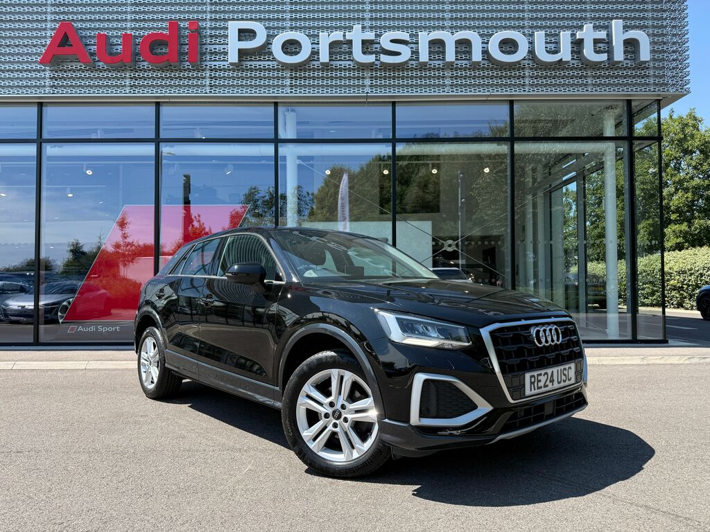 Audi Q2 Sport Black