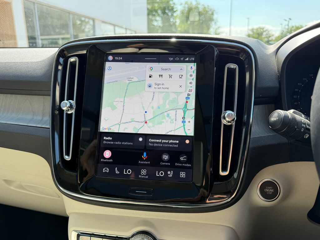Volvo XC40 Ultimate Black #4