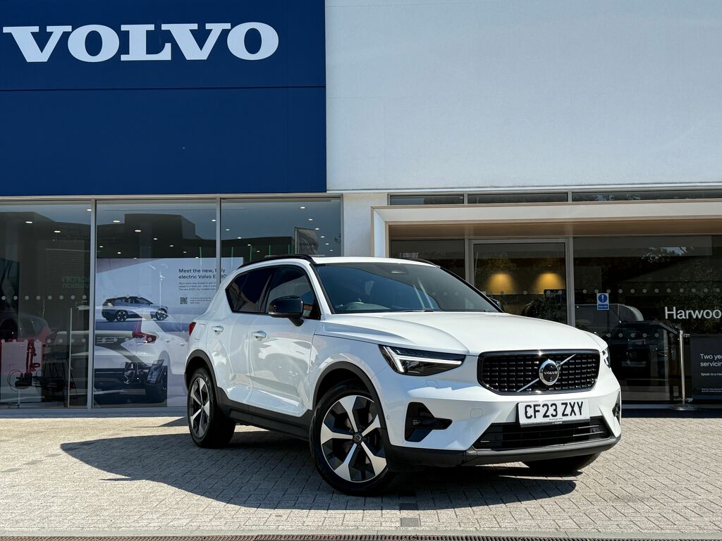 Volvo XC40 Ultimate Black