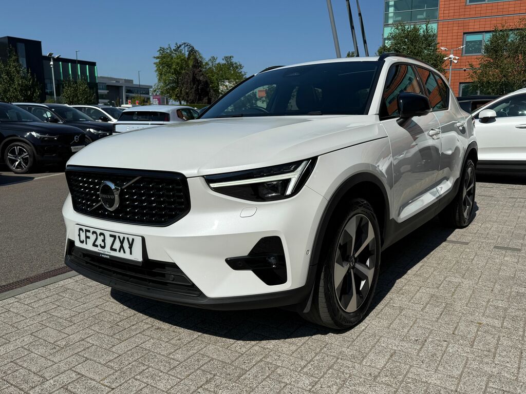 Volvo XC40 Suv White #12