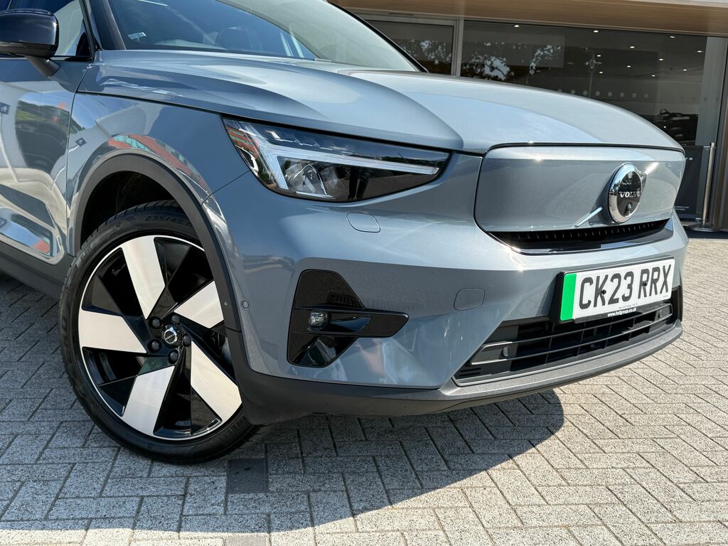 Volvo XC40 Twin Ultimate Black