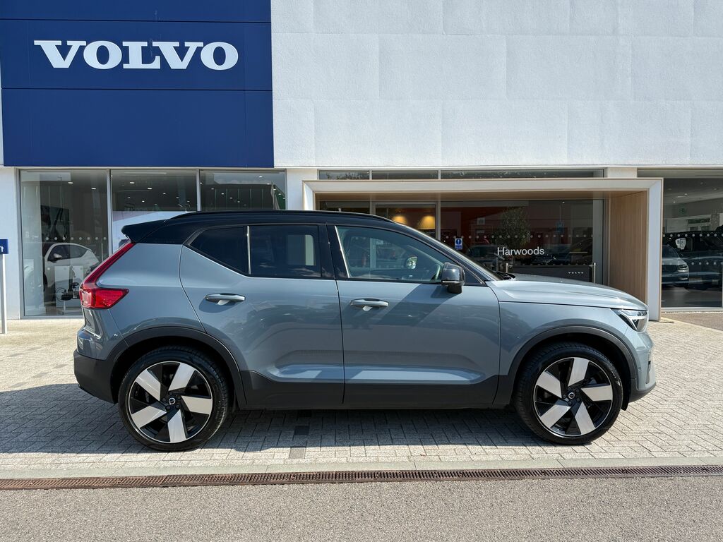 Volvo XC40 Twin Ultimate CK23RRX Black #2