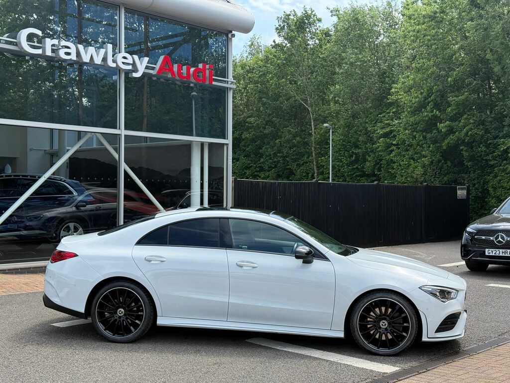Mercedes-Benz CLA Class Amg Line Black #2