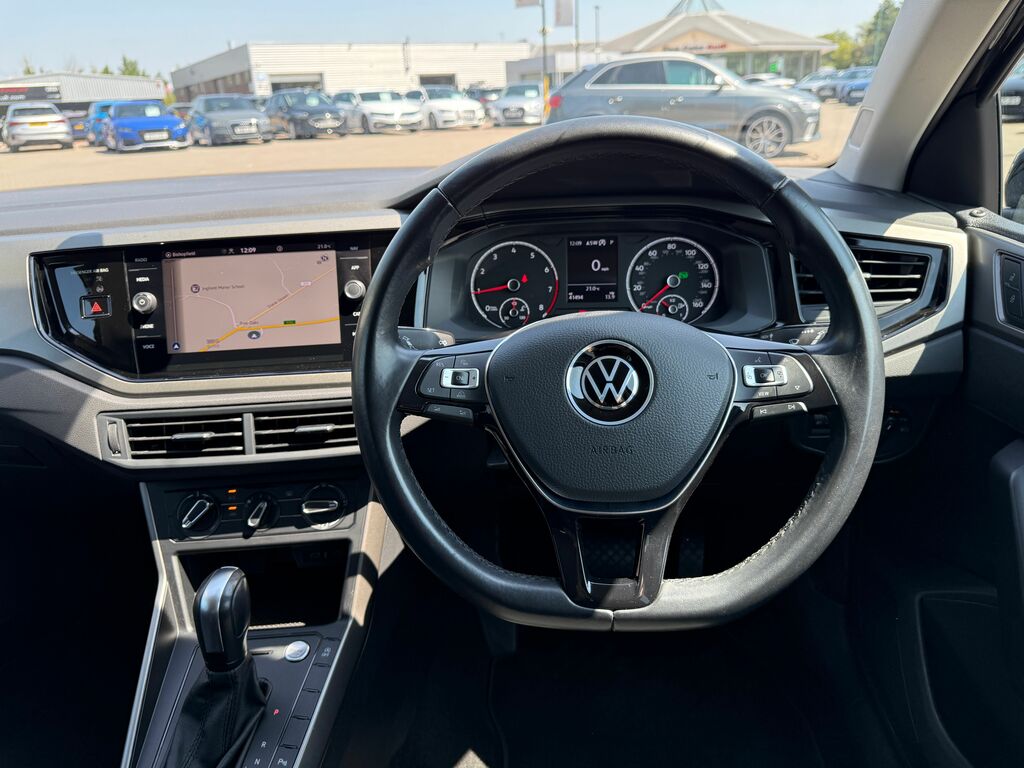Volkswagen Polo Match Black #6