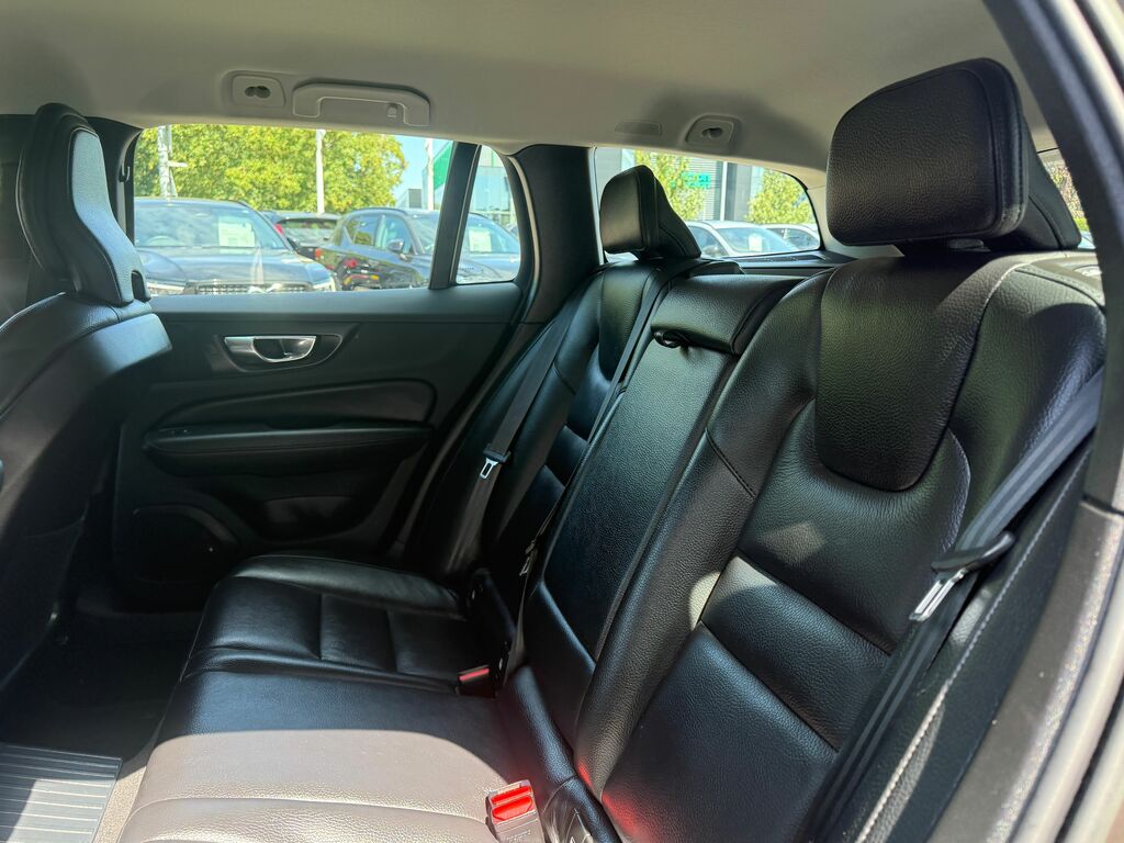 Volvo V60 Inscription Blue #25