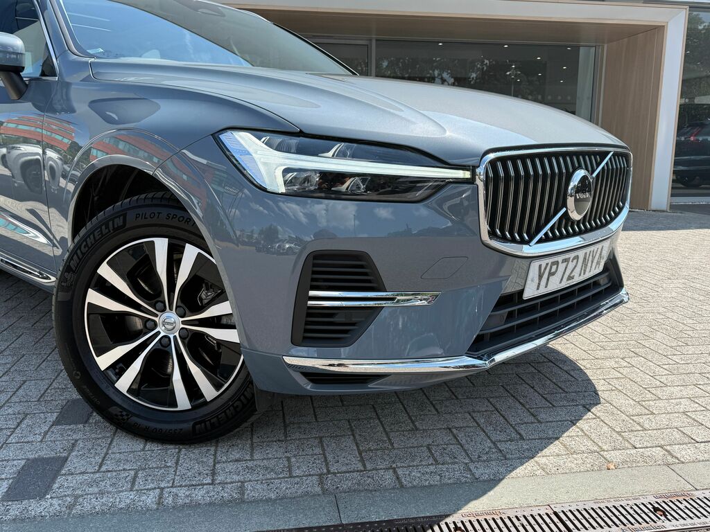 Volvo XC60 Core Black #6