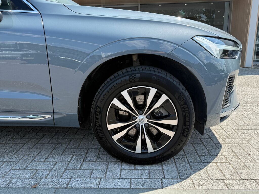 Volvo XC60 Core Black #13
