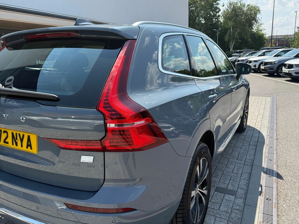 Volvo XC60 Core Black #16