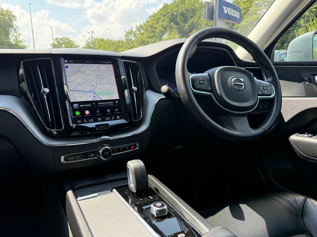 Volvo XC60 Core Black #34