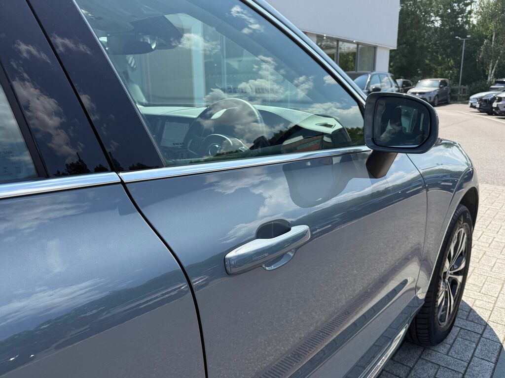 Volvo XC60 Core Black #14