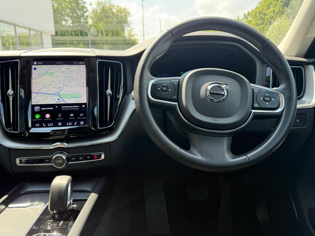 Volvo XC60 Core Black #33