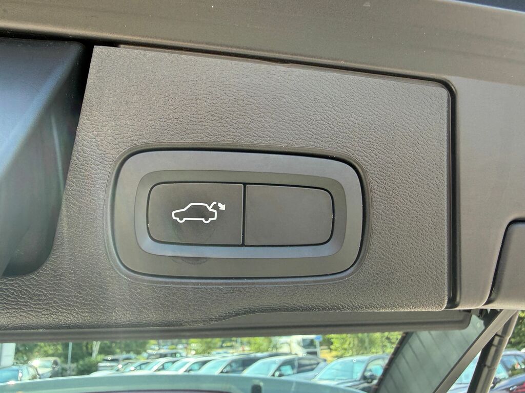 Volvo XC60 Core Black #20