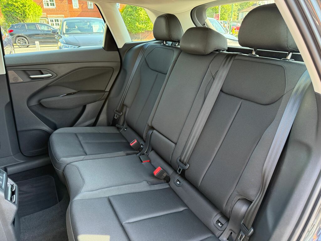 Audi Q3 Q3 1.5 E-hybrid Launch Edition Plus S Tronic White #45