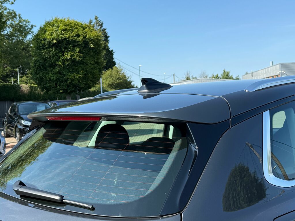 Audi Q3 Q3 1.5 E-hybrid Launch Edition Plus S Tronic White #52