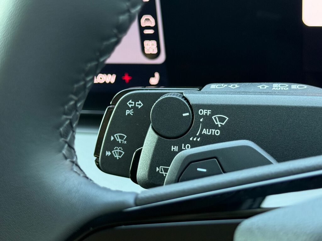 Audi Q3 Q3 1.5 E-hybrid Launch Edition Plus S Tronic White #22