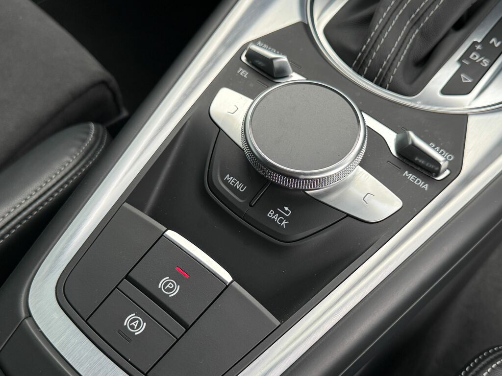 Audi TT 40 Tfsi Black Edition S Tronic Grey #22