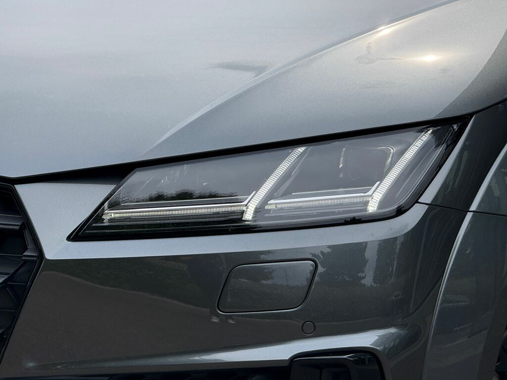 Audi TT 40 Tfsi Black Edition S Tronic Grey #25