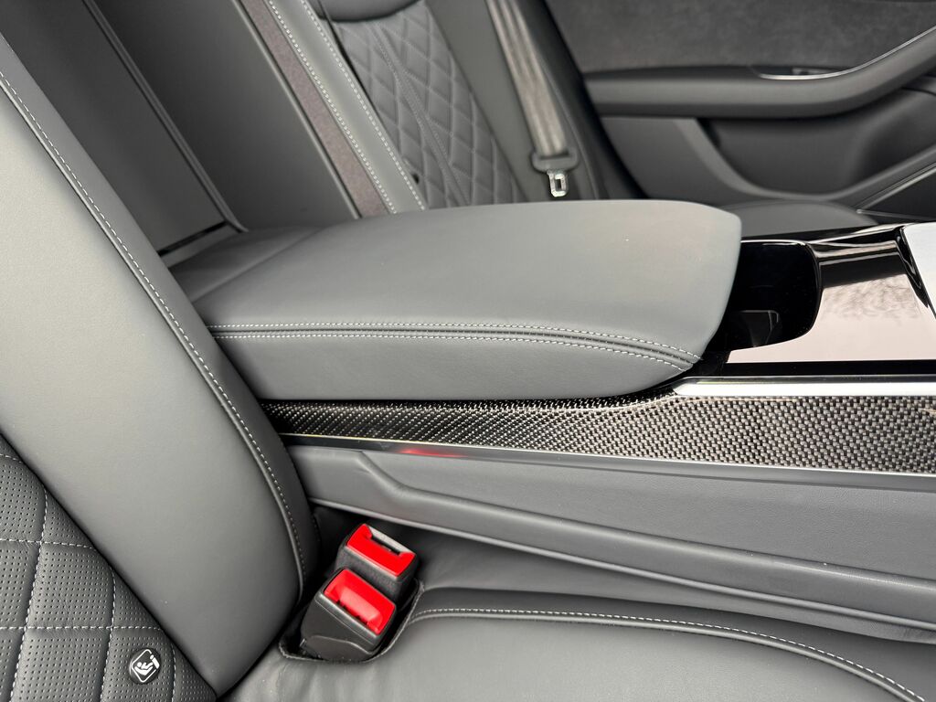 Audi A8 Black Edition 50 Tdi Quattro 286 Ps Tiptronic Silver #56