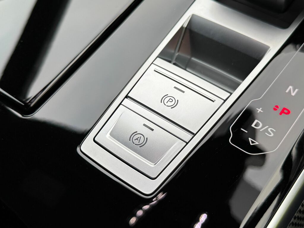 Audi A8 Black Edition 50 Tdi Quattro 286 Ps Tiptronic Silver #51