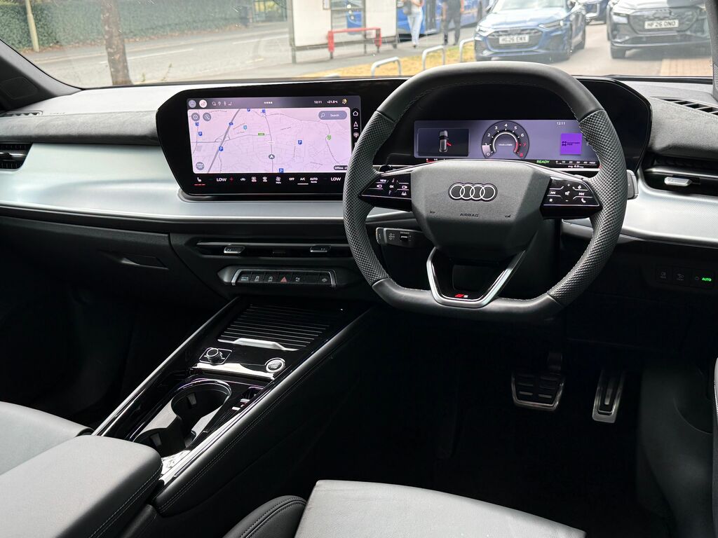 Audi Q3 1.5 E-hybrid S Line S Tronic Blue #32