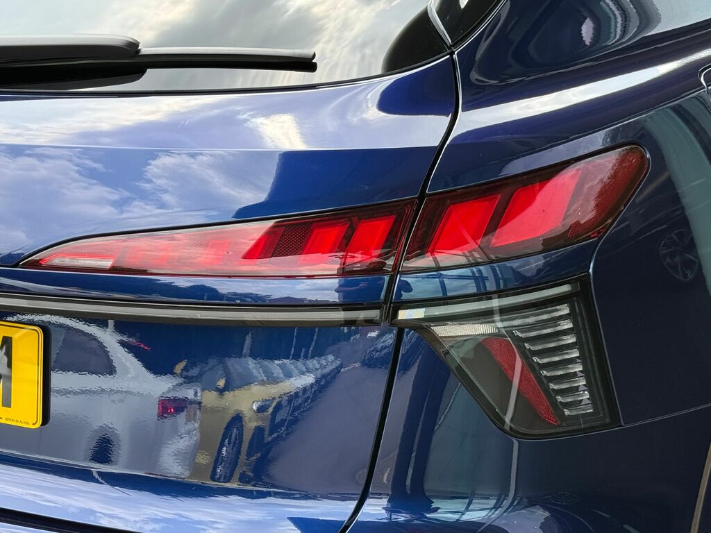 Audi Q3 1.5 E-hybrid S Line S Tronic Blue #41