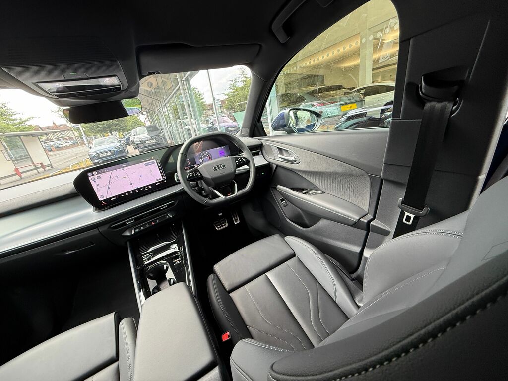 Audi Q3 1.5 E-hybrid S Line S Tronic Blue #39