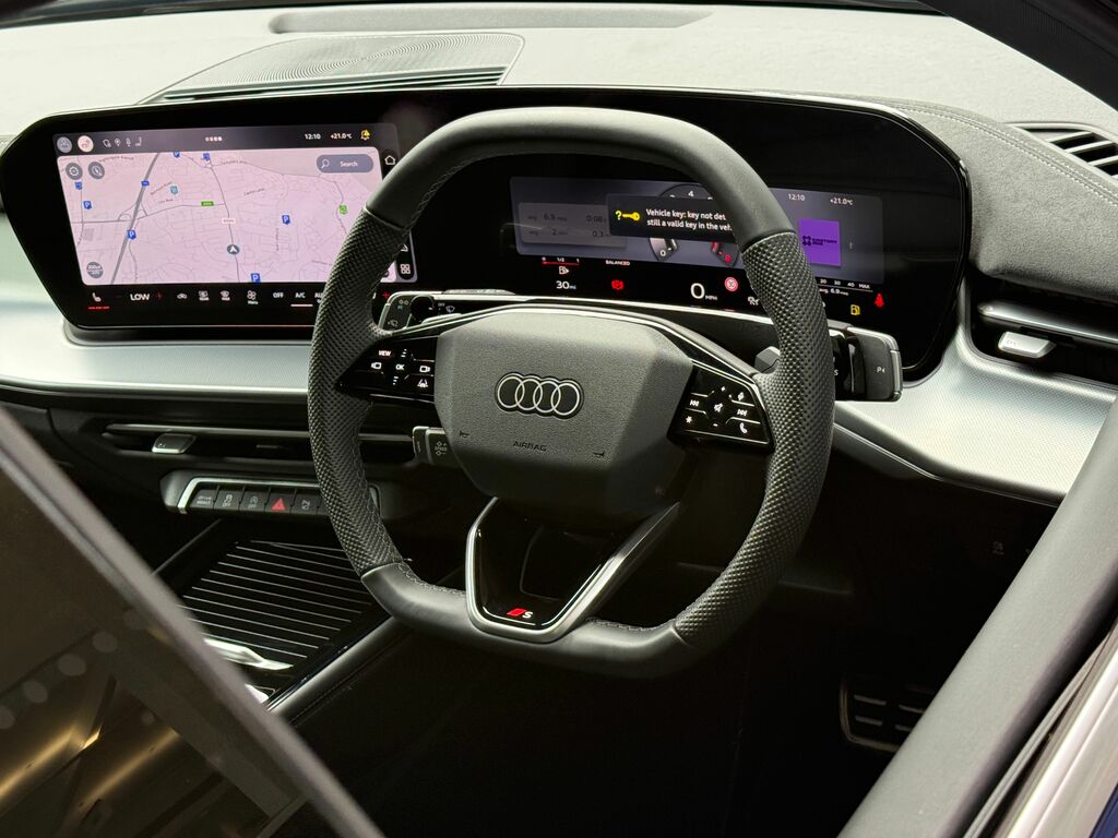 Audi Q3 1.5 E-hybrid S Line S Tronic Blue #28
