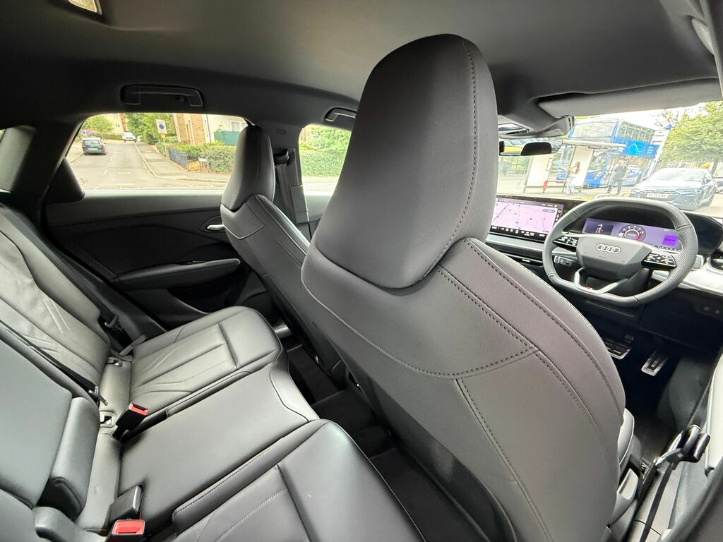Audi Q3 1.5 E-hybrid S Line S Tronic Blue #33