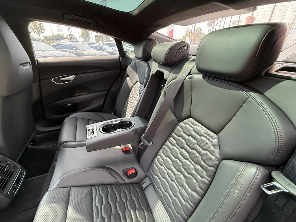 Audi E Tron GT 390Kw Quattro 93Kwh Tech Pack Grey #39