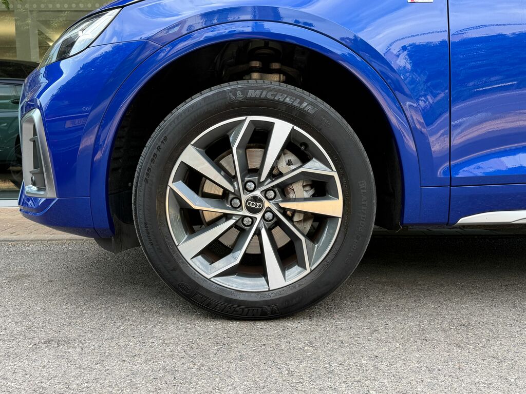 Audi Q5 S Line Blue #5