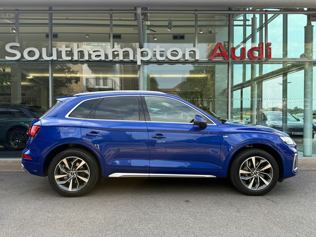 Audi Q5 S Line Blue #4