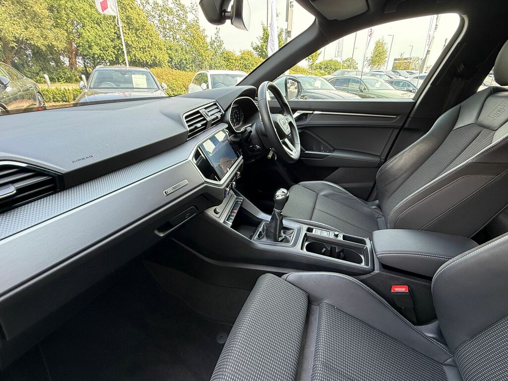 Audi Q3 35 Tfsi Sport White #22