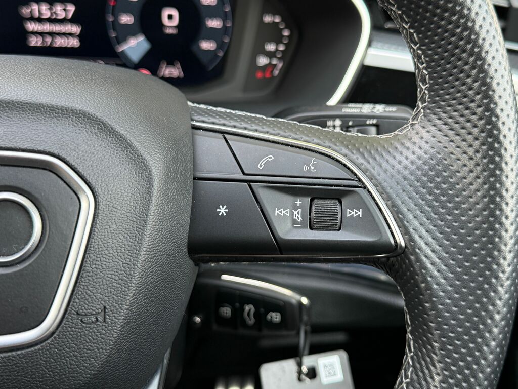 Audi Q3 35 Tfsi Sport White #47