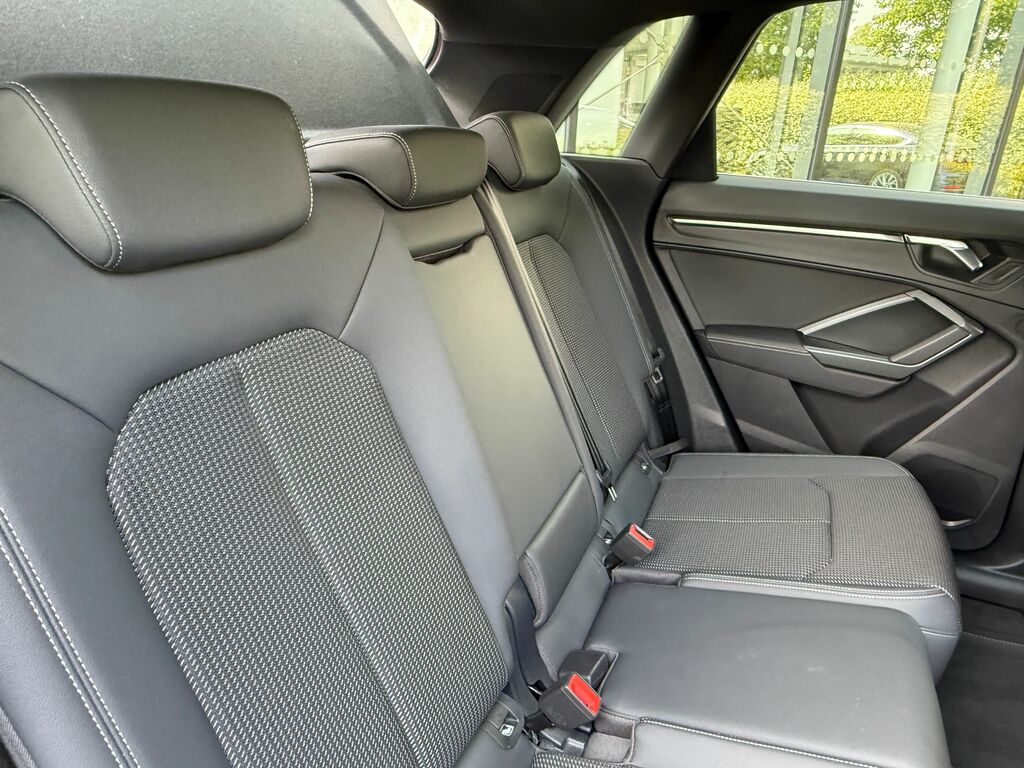 Audi Q3 35 Tfsi Sport White #43
