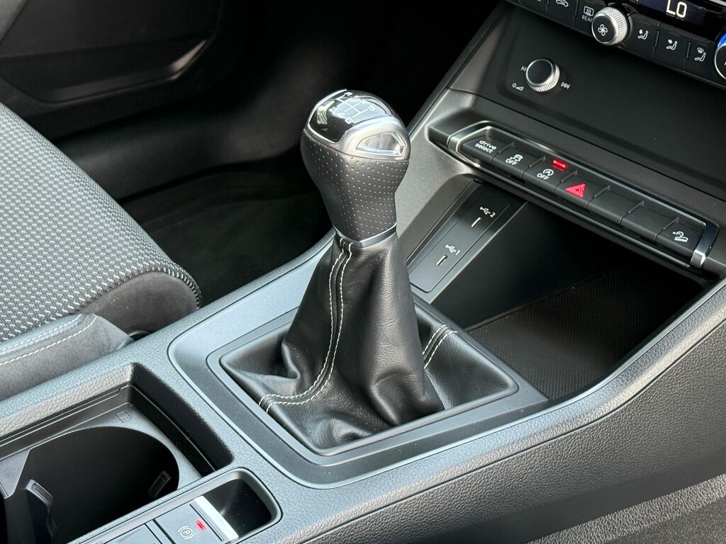 Audi Q3 35 Tfsi Sport White #14