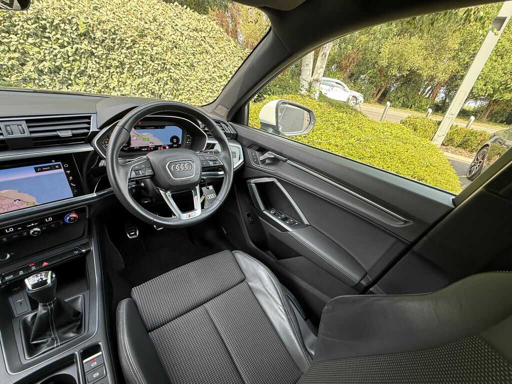 Audi Q3 35 Tfsi Sport White #49