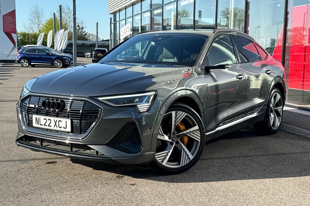Audi E-tron Vorsprung Black #6