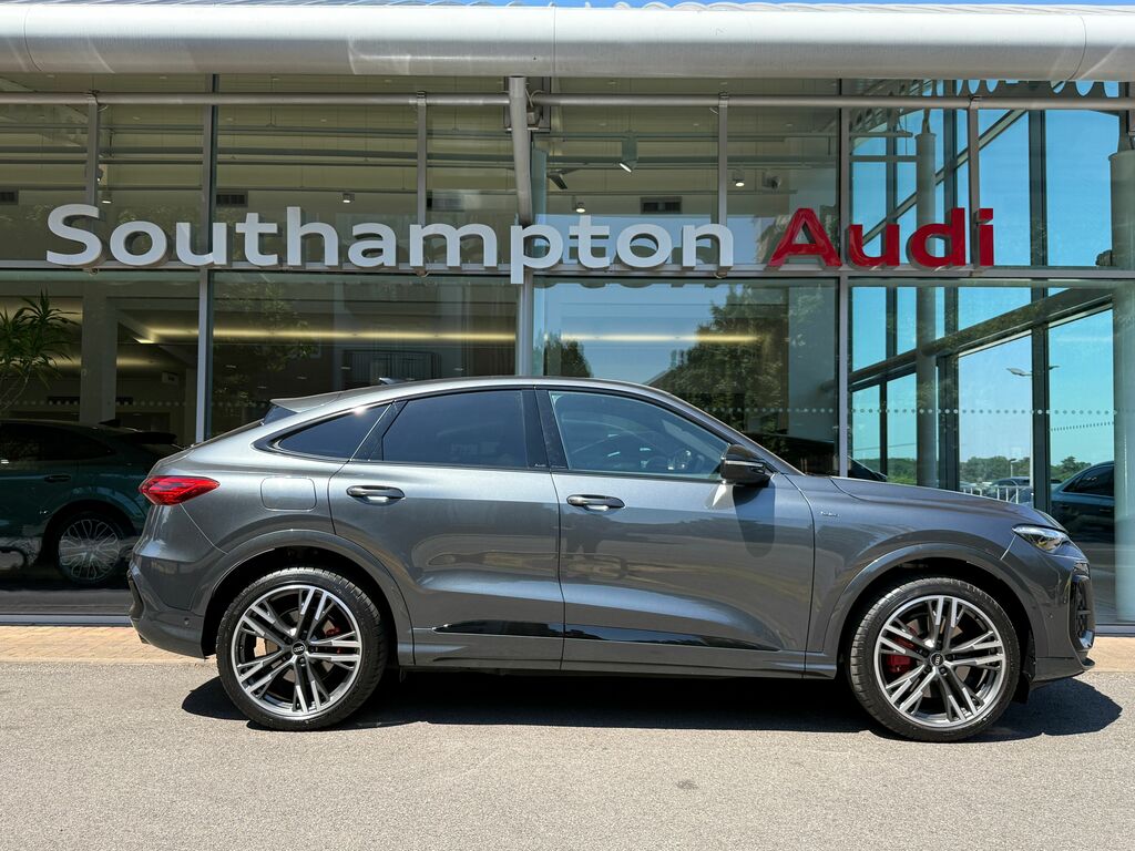 Audi Q5 Edition 1 Grey #4