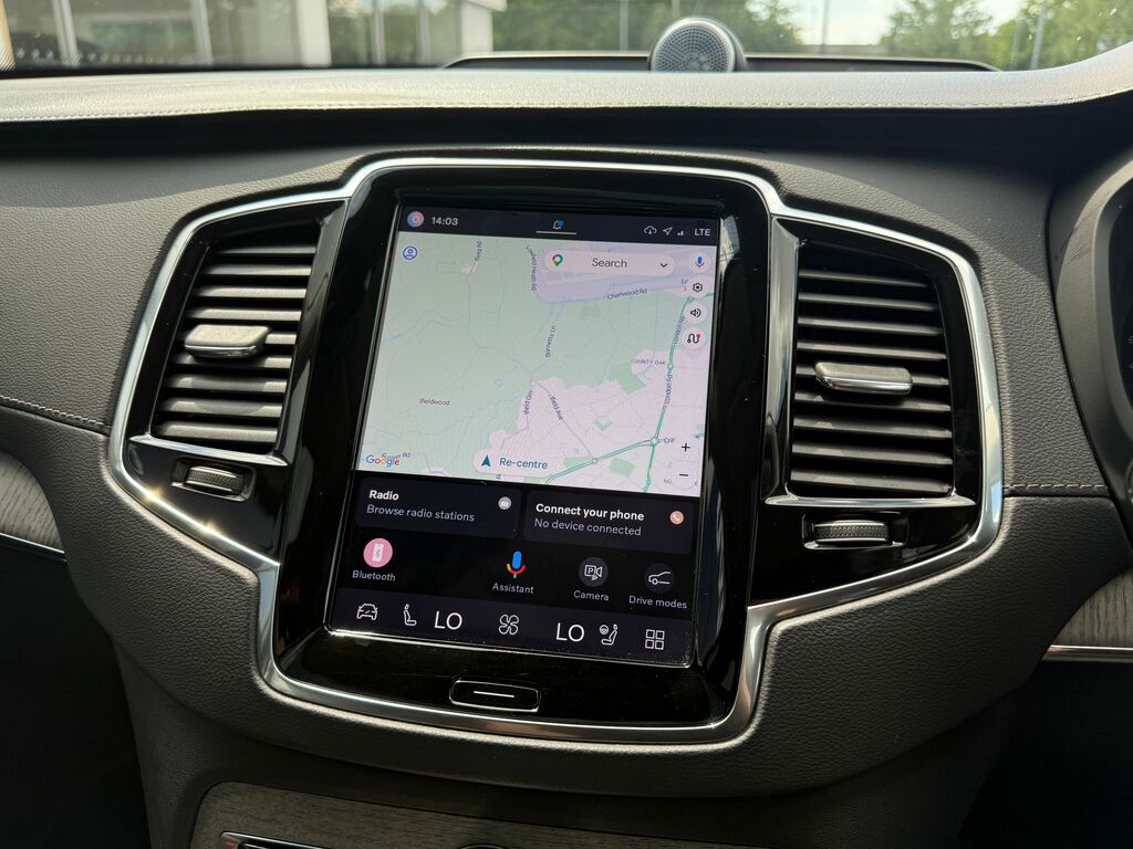Volvo XC90 Ultimate Black #5