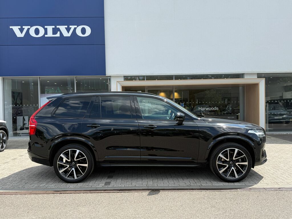 Volvo XC90 Ultimate Black #2