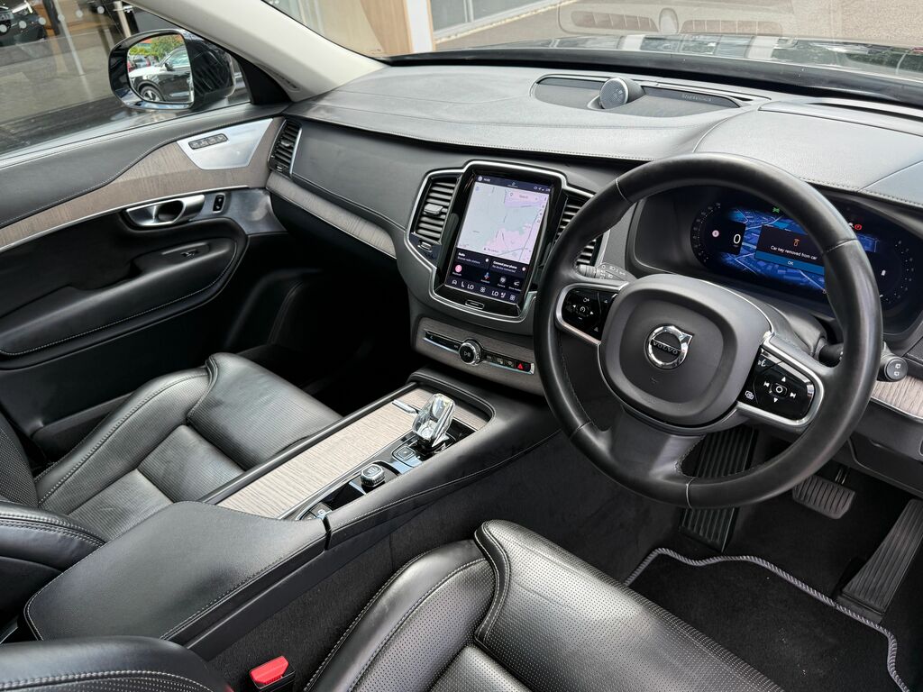 Volvo XC90 Ultimate Black #6