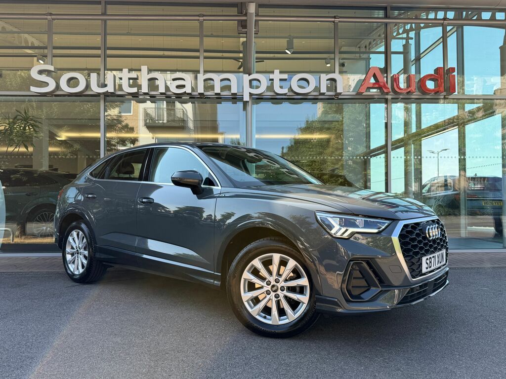 Audi Q3 Sport Black