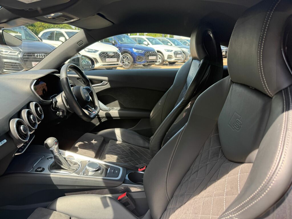 Audi TT Tt S Line Black Edition 45 Tfsi Quattro S-a White #41