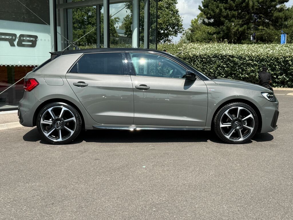 Audi A1 Black Edition Black