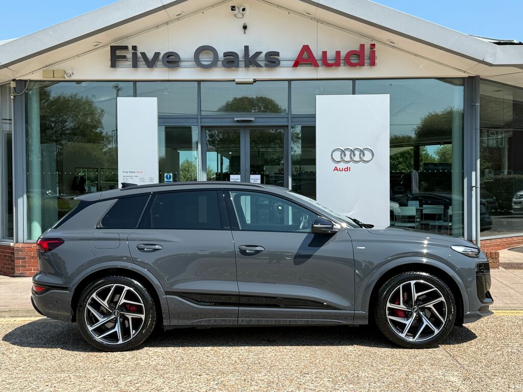 Audi Q6 E-Tron Edition 1 Black #2