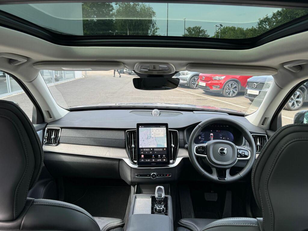 Volvo XC90 Ultra Black #3