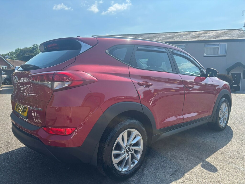 Hyundai Tucson 1.6 Gdi Blue Drive Se Nav Suv Eu MP12SMP Red #6