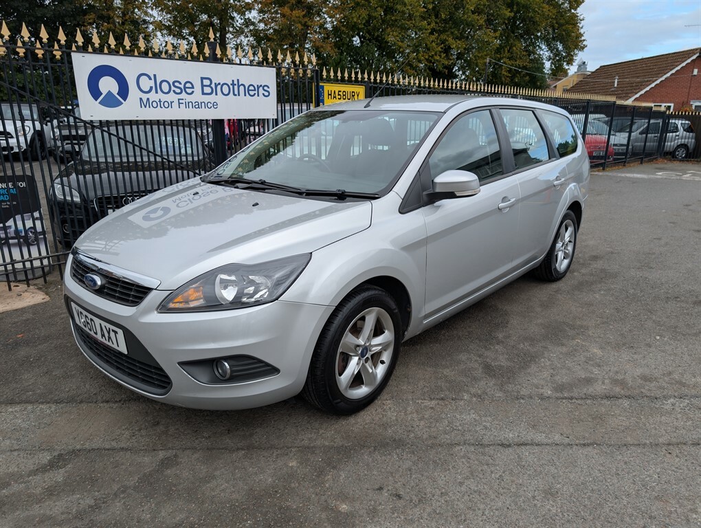 Ford Focus 1.6L Zetec S 115 Hatchback Euro Red #23