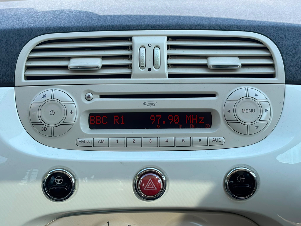 Fiat 500 1.2 Lounge Hatchback Dualogic Euro 6 S GD64ZGP White #4