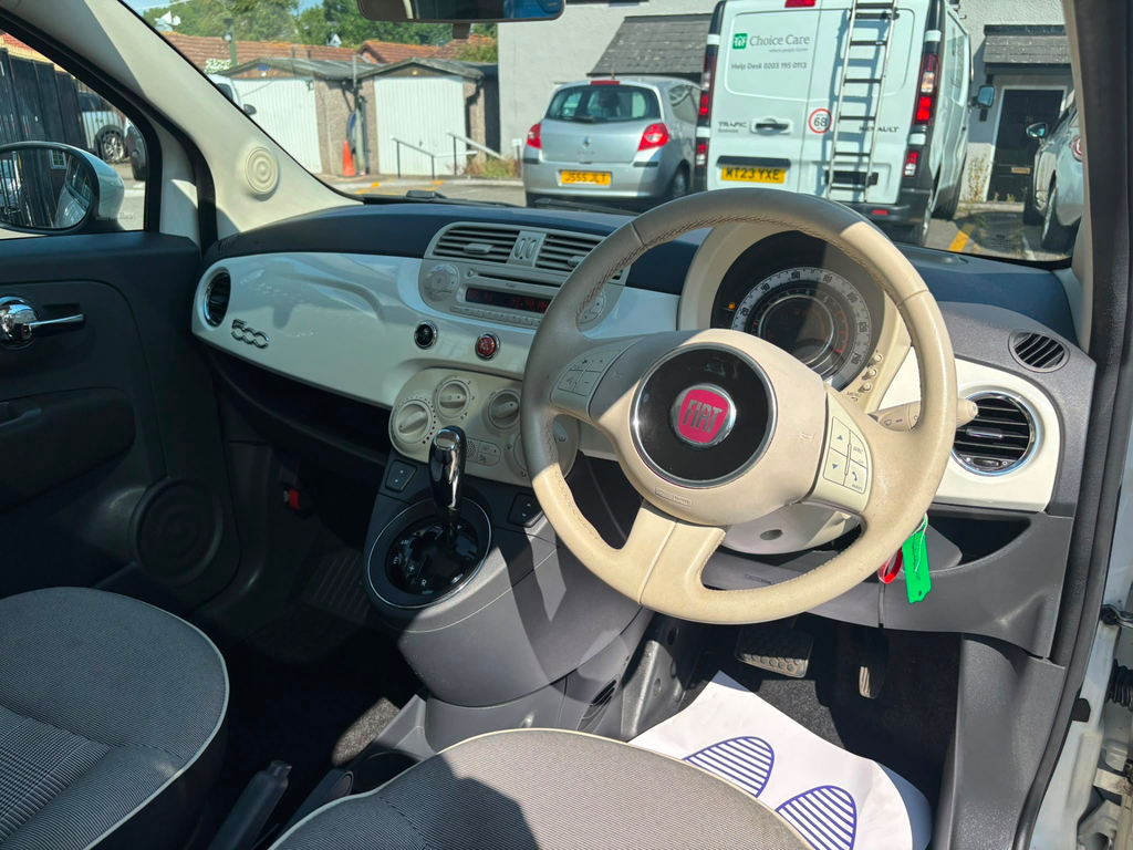 Fiat 500 1.2 Lounge Hatchback Dualogic Euro 6 S GD64ZGP White #2